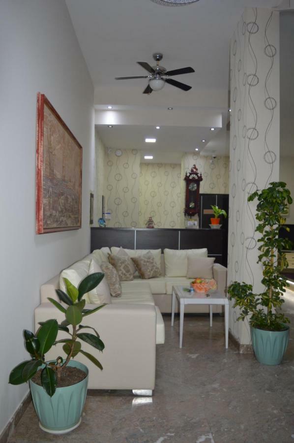 Hotel Marika Golem  Extérieur photo